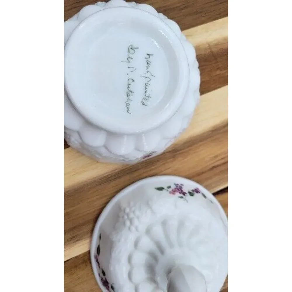 Fenton Signed Hand Painted Grapes Milk‎ Glass Candy Dish With Lid